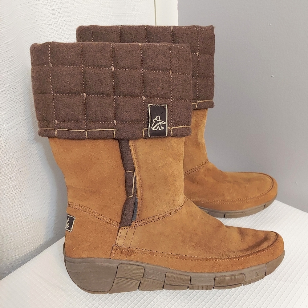 Cushe Quilty Pleasures Suede Winter Boots Sz 6 Ankle zip Mid Calf